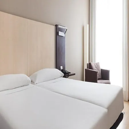 イルニオン オウディトリ ホテル 3*