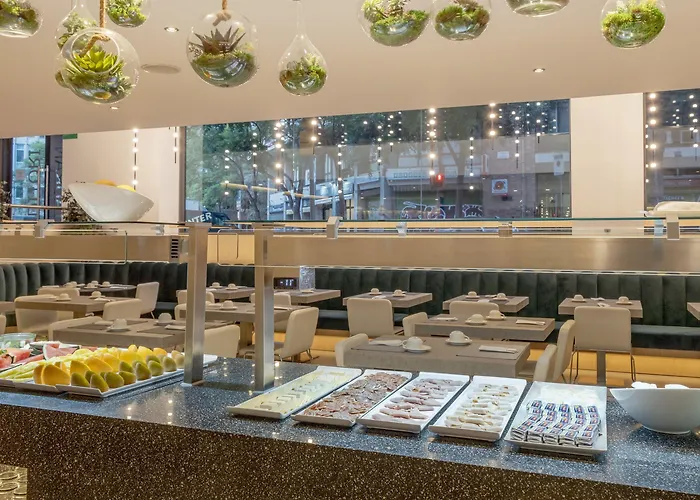 Ilunion Auditori Hotel 3*